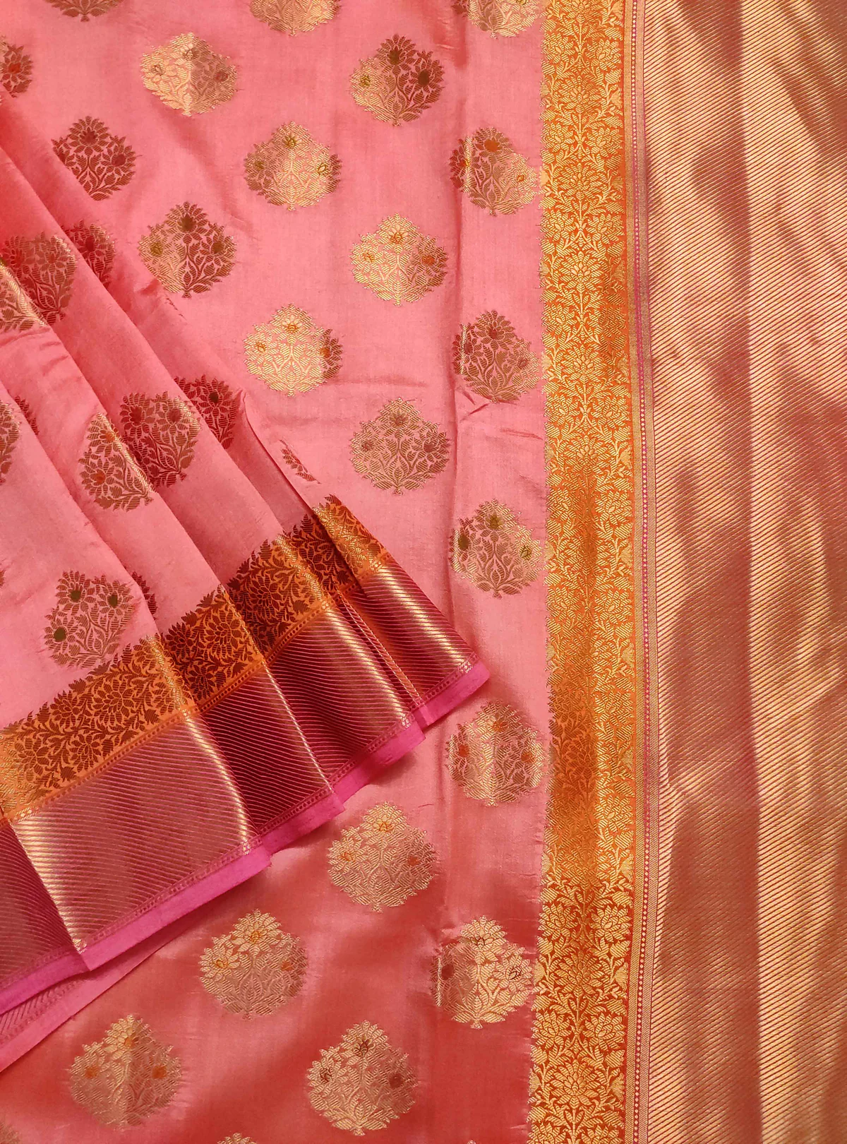 Pink_muga_chiniya_silk_Banarasi_saree_with_handpainted_meenedar_flower_booti_2_Close_up_600x@2x